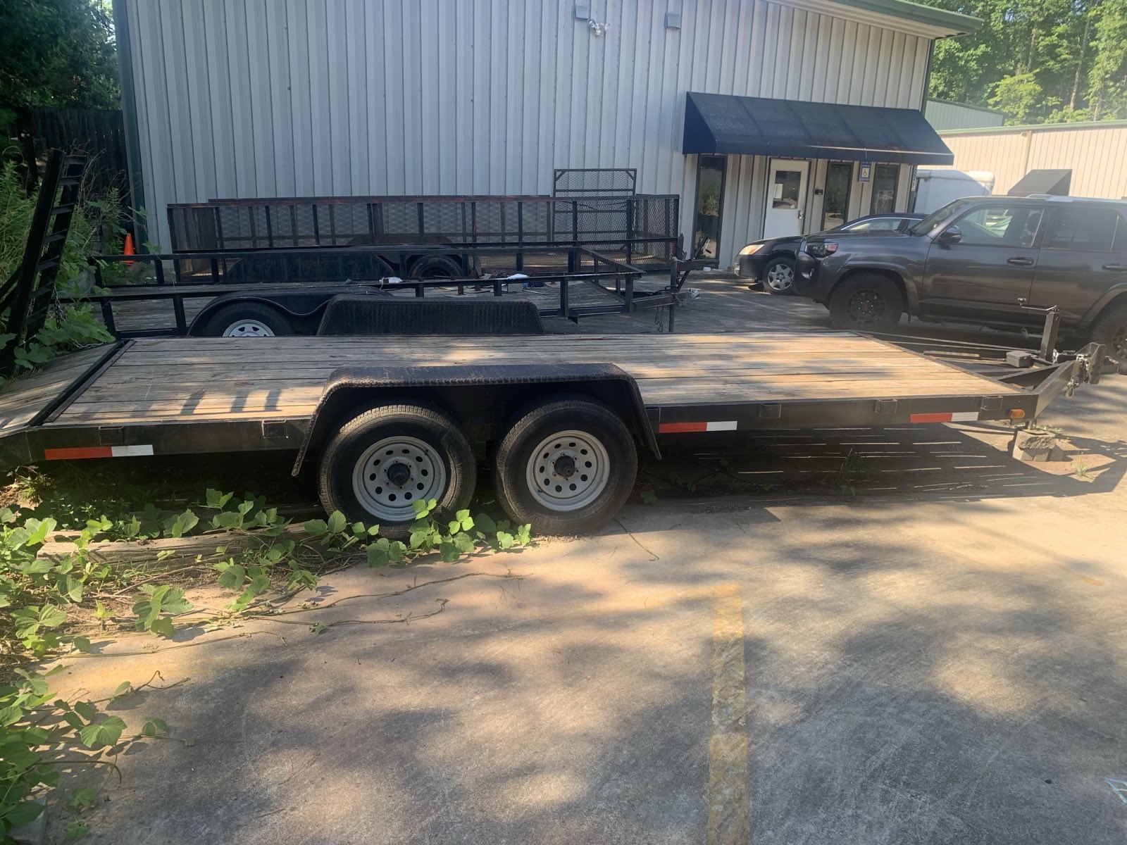 18' Flatbed Image 2